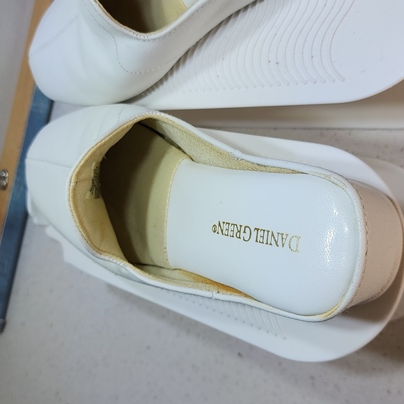 Daniel Green slip on's - Picture 7 of 9